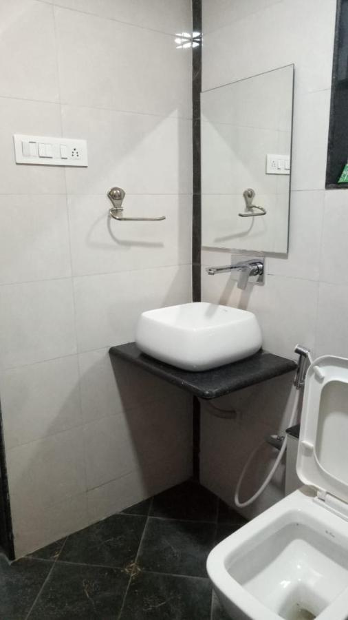 Laxmi Film City Resort Vadodara Bagian luar foto